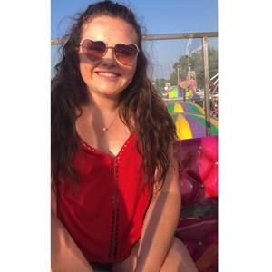 Meet your Posher, Crystal